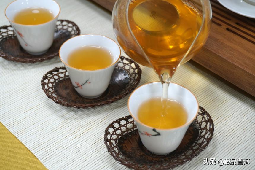 纯料普洱茶PK拼配普洱茶，究竟谁更胜一筹？行家专业解读